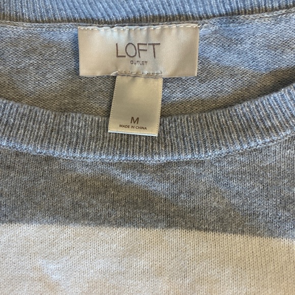 Loft 100% Cotton Striped Gray Pink Lightweight Sweater Size Medium - Picture 6 of 7